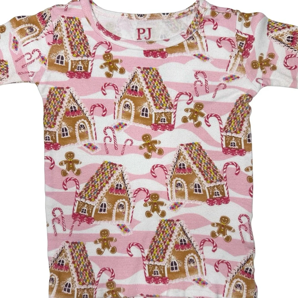 Children’s Place‎ Gingerbread House Pajamas